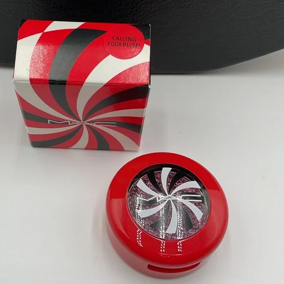 MAC Cosmetics Shadeshifter Duochrome Eyeshadow in Calling Your Bluff! - BNIB - Picture 13 of 16